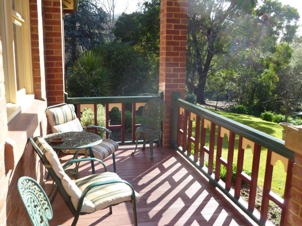 Donalea Bed And Breakfast & Riverview Apartment Castle Forbes Bay Екстер'єр фото