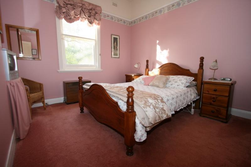 Donalea Bed And Breakfast & Riverview Apartment Castle Forbes Bay Екстер'єр фото