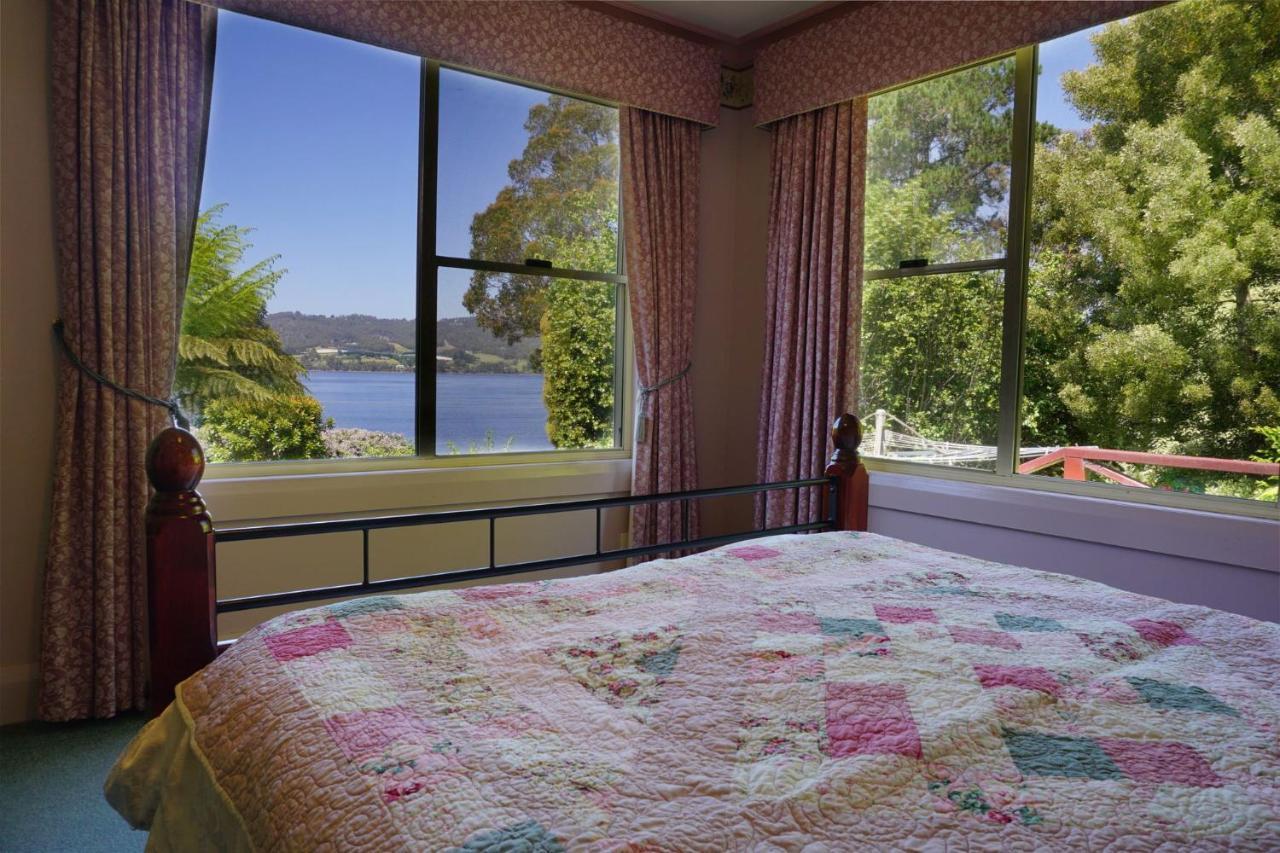 Donalea Bed And Breakfast & Riverview Apartment Castle Forbes Bay Екстер'єр фото